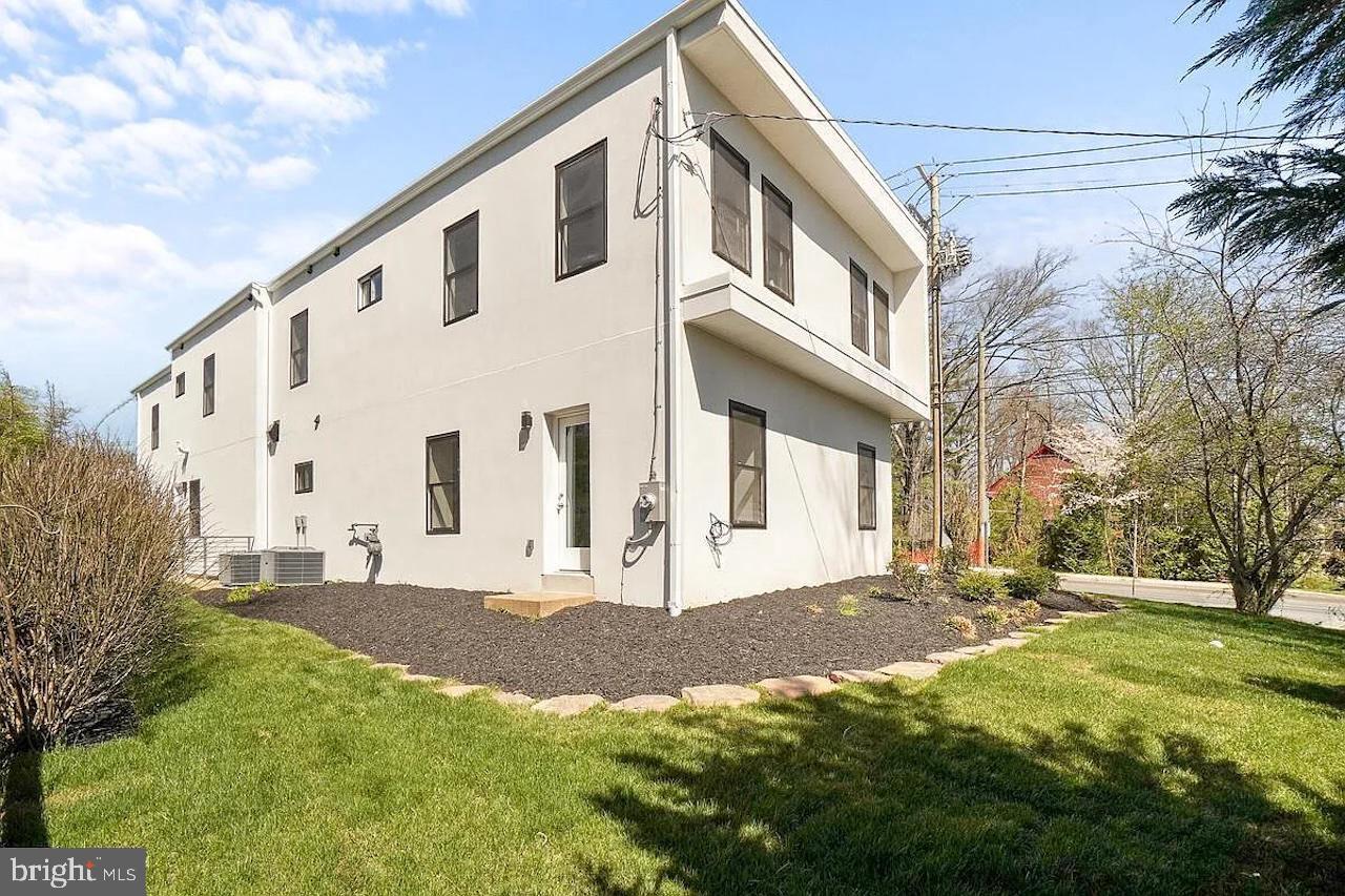 8618 Jones Mill Road Chevy Chase, MD 20815 - Photo 6 of 59 Gallery Image 6
