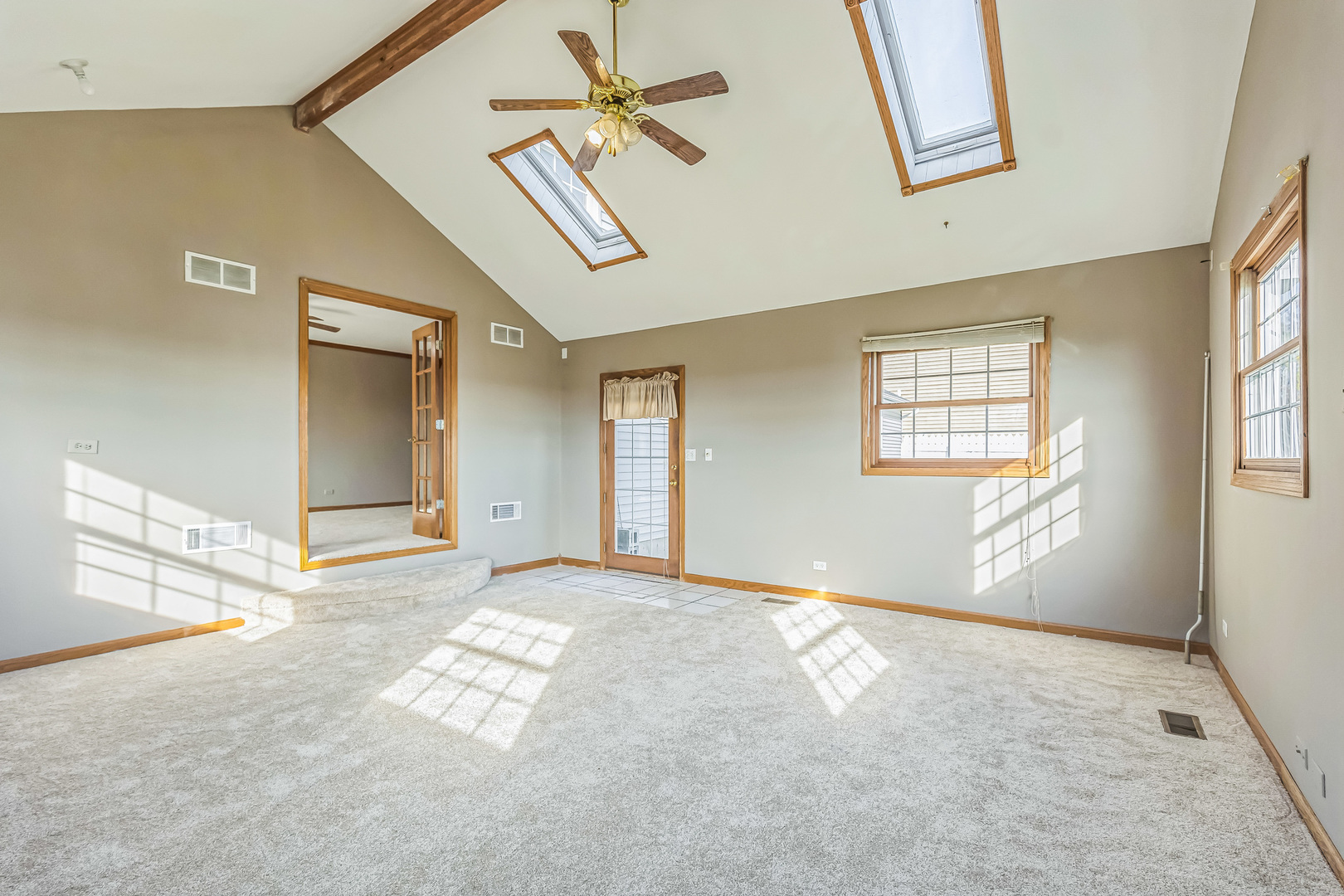 620 Rees Street Hinckley, IL 60520 - Photo 12 of 29 Gallery Image 12