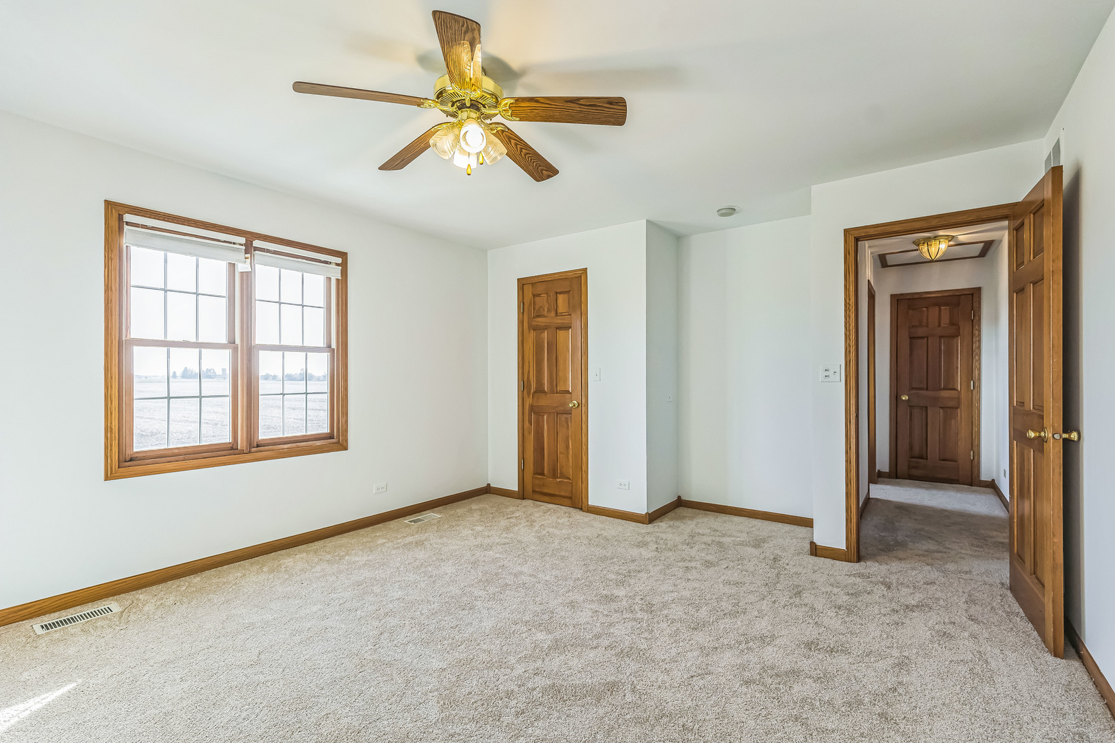 620 Rees Street Hinckley, IL 60520 - Photo 13 of 29 Gallery Image 13