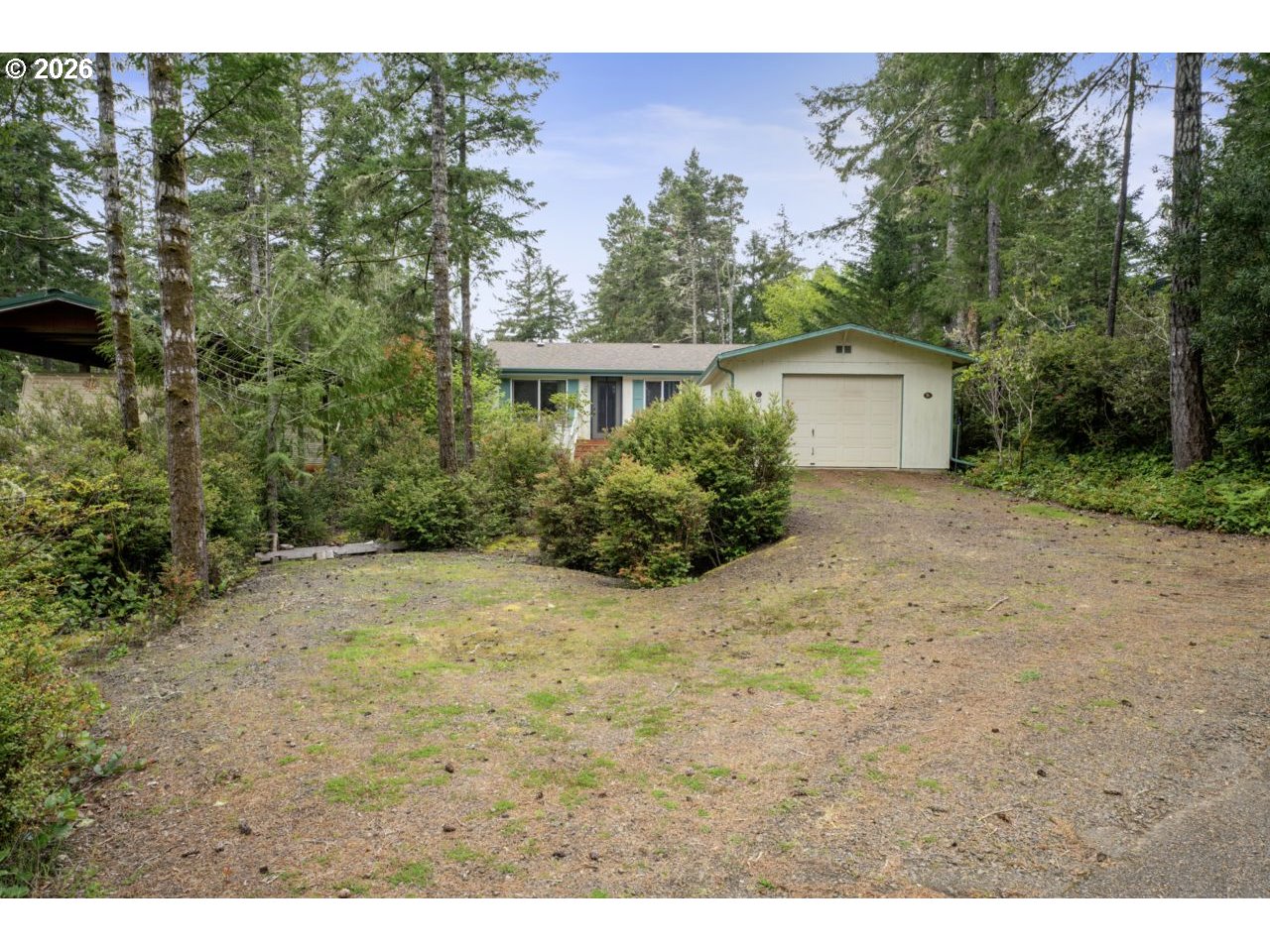 90 Outer Drive Florence, OR 97439 - Photo 17 of 26