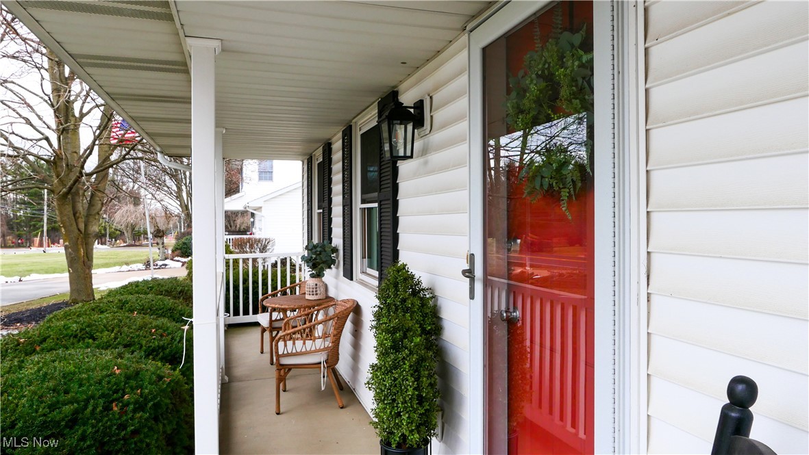 4246 Newcomer Road Stow, OH 44224 - Photo 2 of 28 Porch