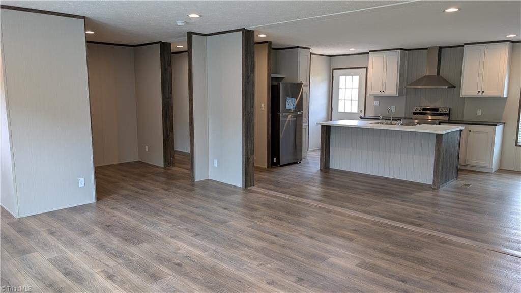 2698 West Simpson Road Burlington, NC 27217 - Photo 4 of 45 Gallery Image 4