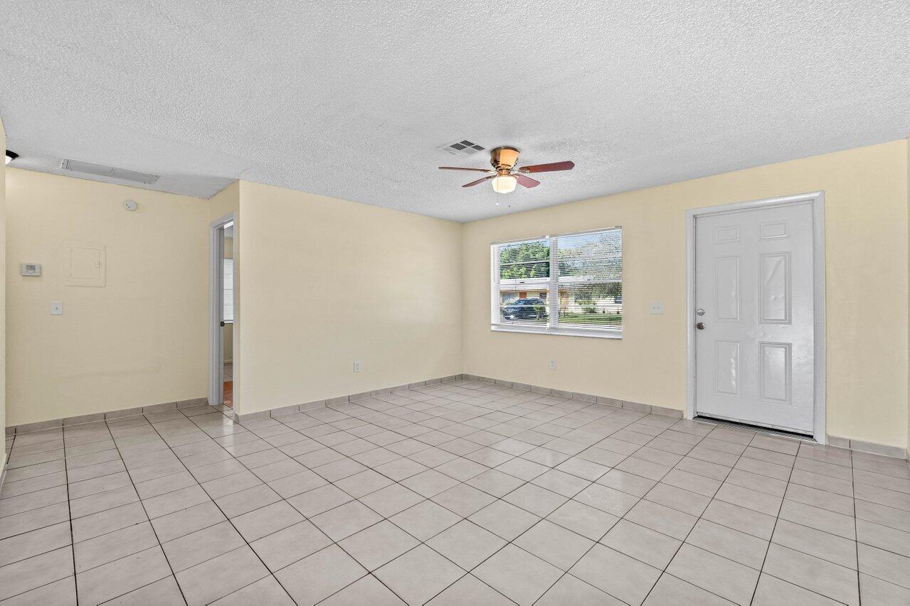 4863 Gulfstream Road Lake Worth, FL 33461 - Photo 20 of 20 005-4863GulfstreamRoad-LakeWorthBeach-FL