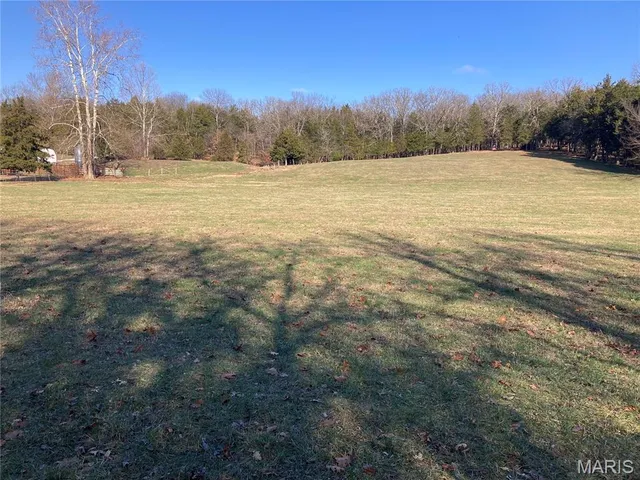 $147,500 | 9916 Hawks Point Drive, Dittmer, MO 63023