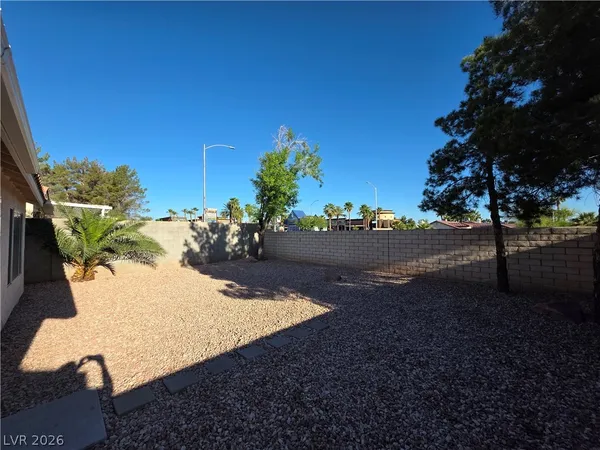 $1,900 | 626 Palmwood Lane, Las Vegas, NV 89123