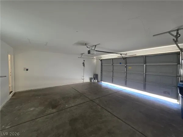 $1,900 | 626 Palmwood Lane, Las Vegas, NV 89123