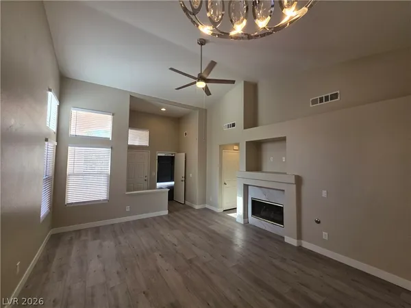 $1,900 | 626 Palmwood Lane, Las Vegas, NV 89123