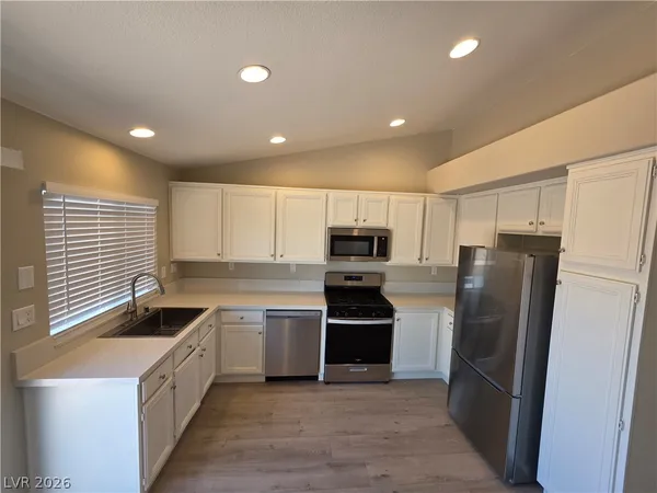 $1,900 | 626 Palmwood Lane, Las Vegas, NV 89123