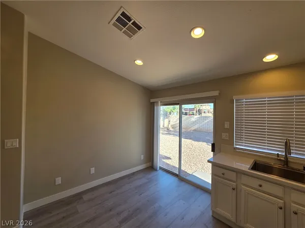 $1,900 | 626 Palmwood Lane, Las Vegas, NV 89123