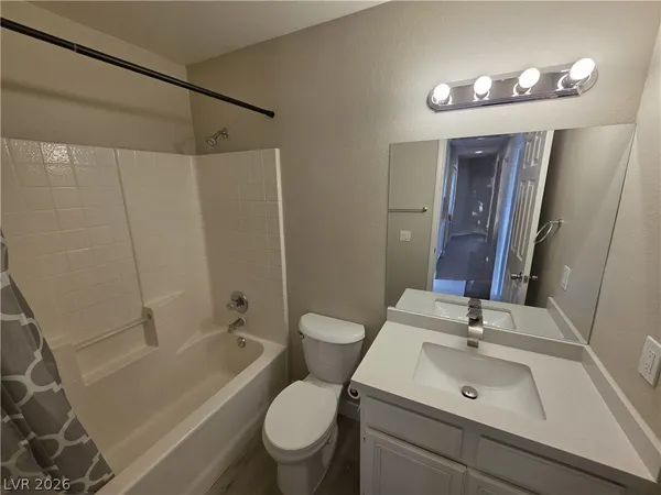 $1,900 | 626 Palmwood Lane, Las Vegas, NV 89123