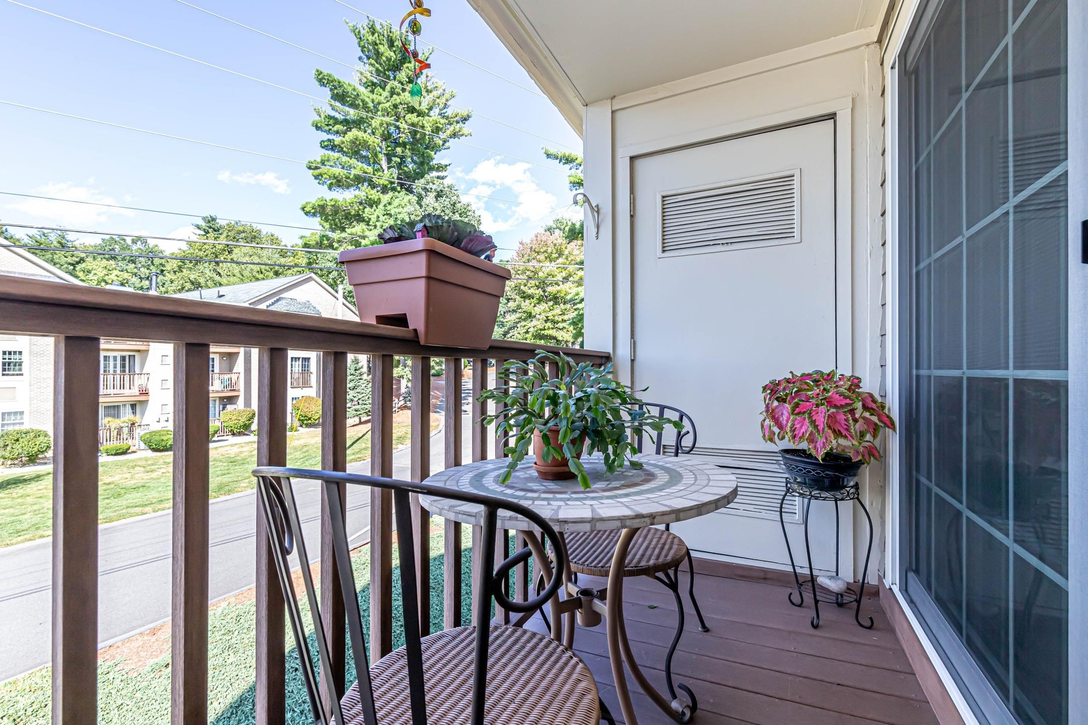 185 Cannongate III Road, Unit 3 Nashua, NH 03063 - Photo 19 of 33 Gallery Image 19