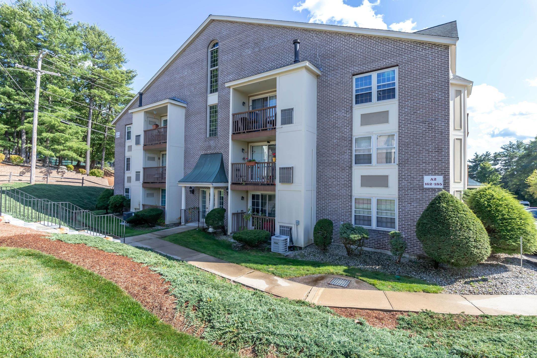 185 Cannongate III Road, Unit 3 Nashua, NH 03063 - Photo 23 of 33 Gallery Image 23