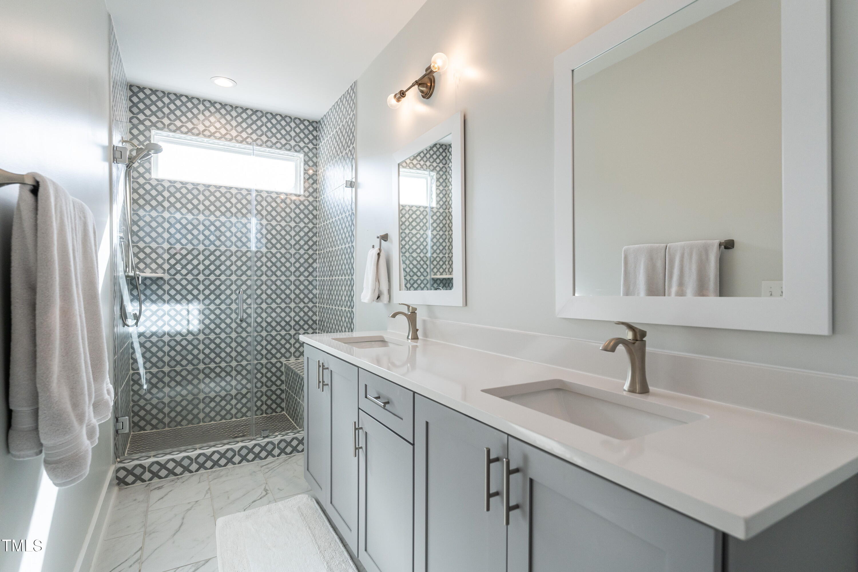 4010 Emerald Green Road Raleigh, NC 27612 - Photo 19 of 30 020-original-primary-bath
