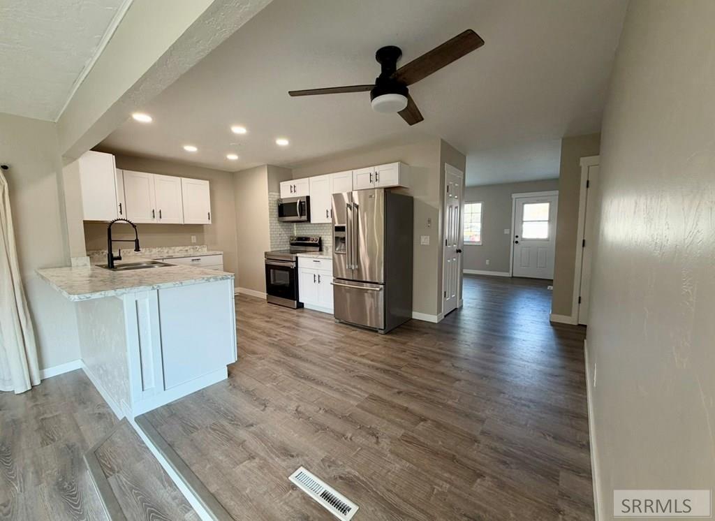 805 K Street Idaho Falls, ID 83402 - Photo 2 of 40