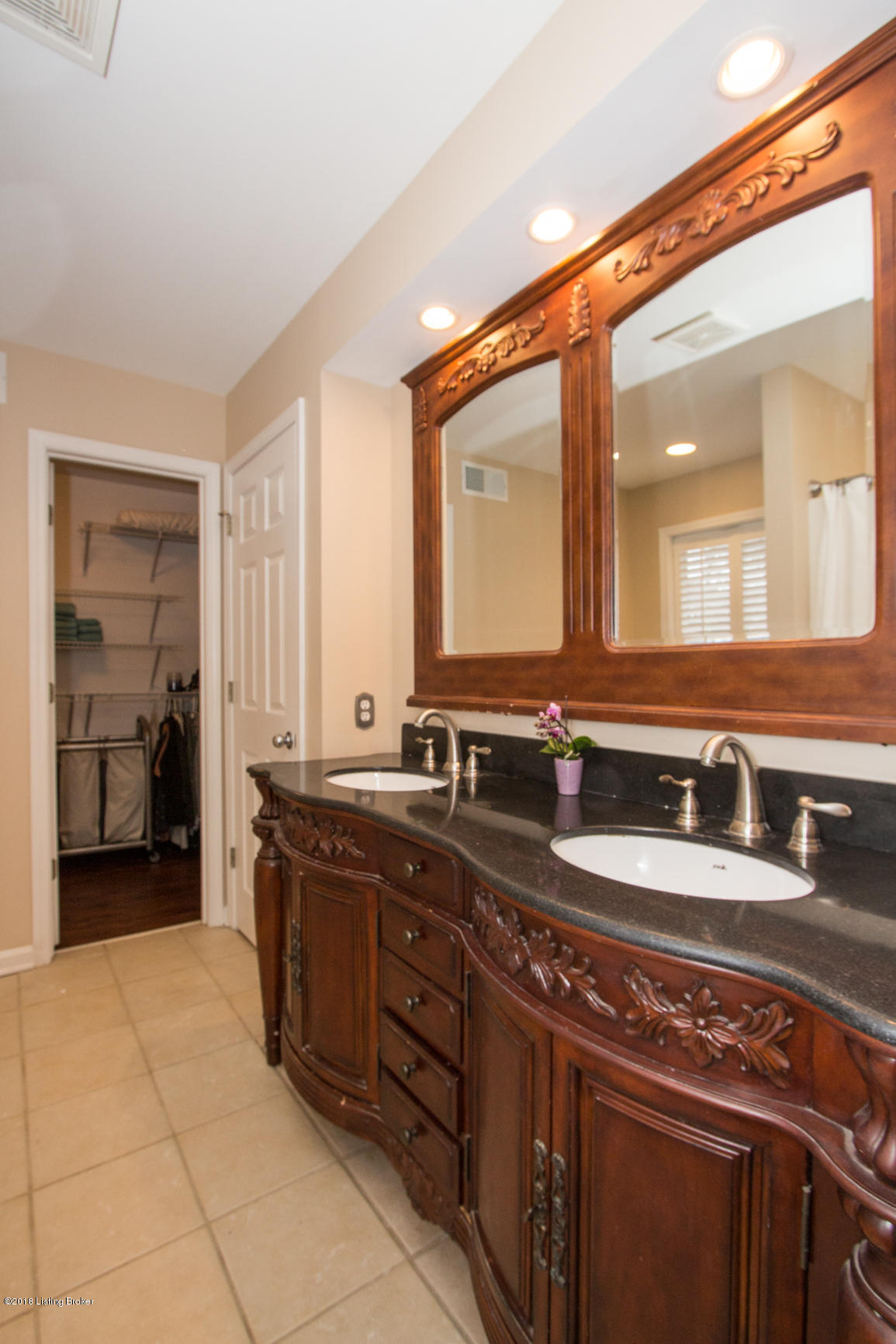 1208 Williams Ridge Road Louisville, KY 40243 - Photo 23 of 54 Master Bath
