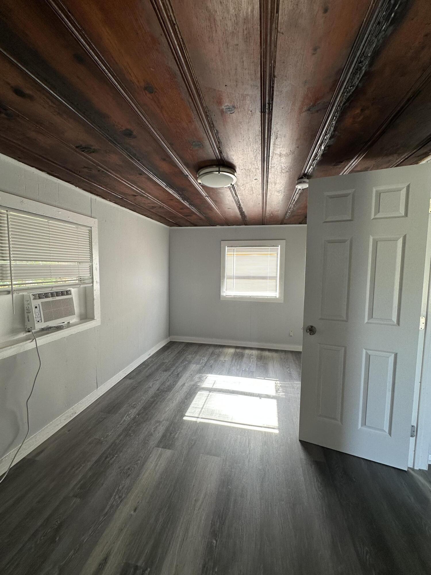 321 North 11th Street, Unit D Fort Pierce, FL 34950 - Photo 11 of 19 Photo May 17 2025, 5 01 41 PM