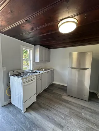 $1,000 | 321 North 11th Street, Unit D, Fort Pierce, FL 34950