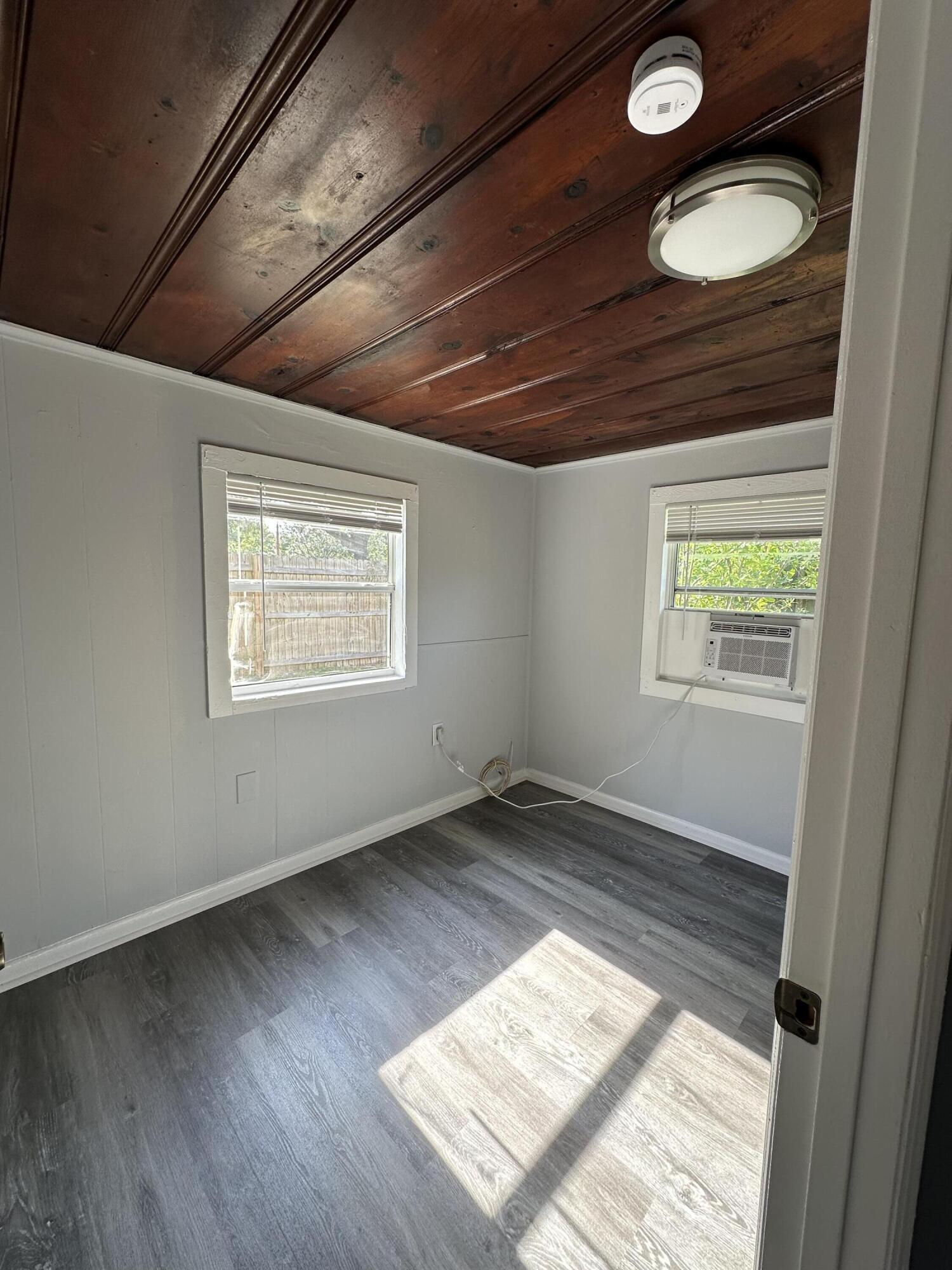 321 North 11th Street, Unit D Fort Pierce, FL 34950 - Photo 7 of 19 Photo May 17 2025, 5 00 37 PM