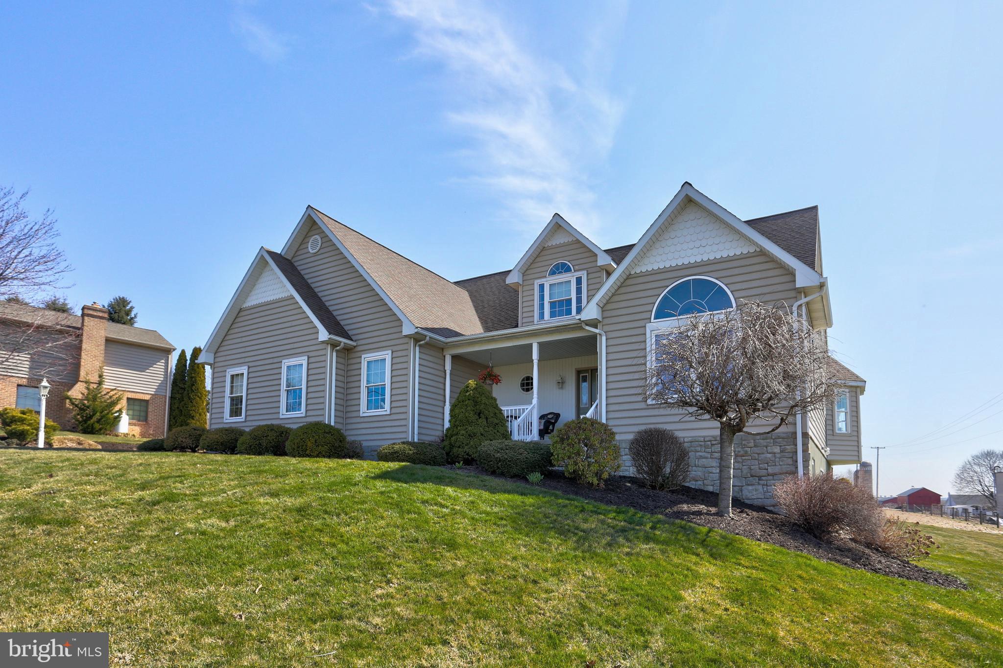 406 West Lexington Road Lititz, PA 17543 - Photo 1 of 46 Front View