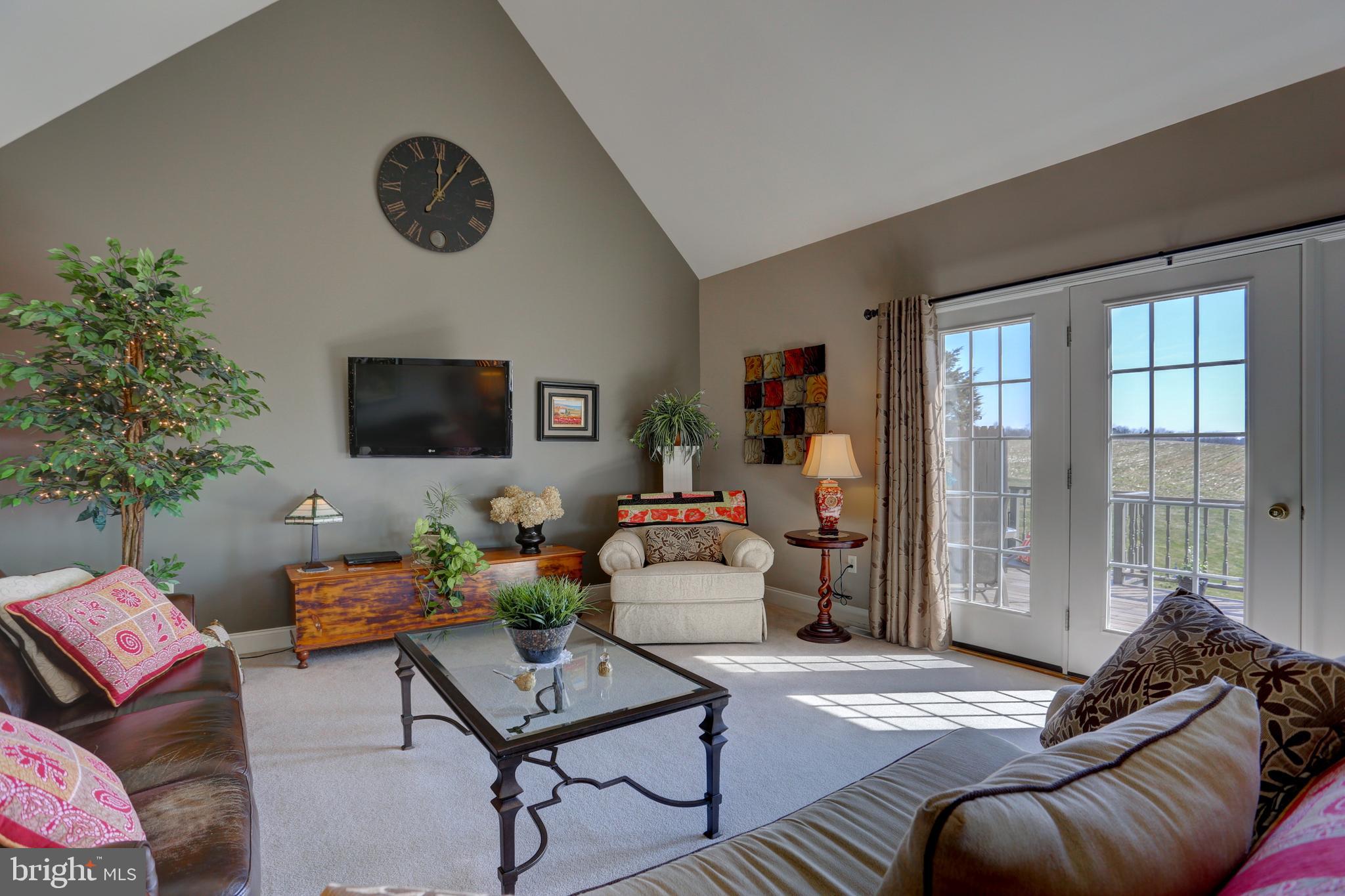 406 West Lexington Road Lititz, PA 17543 - Photo 25 of 46 Great Room
