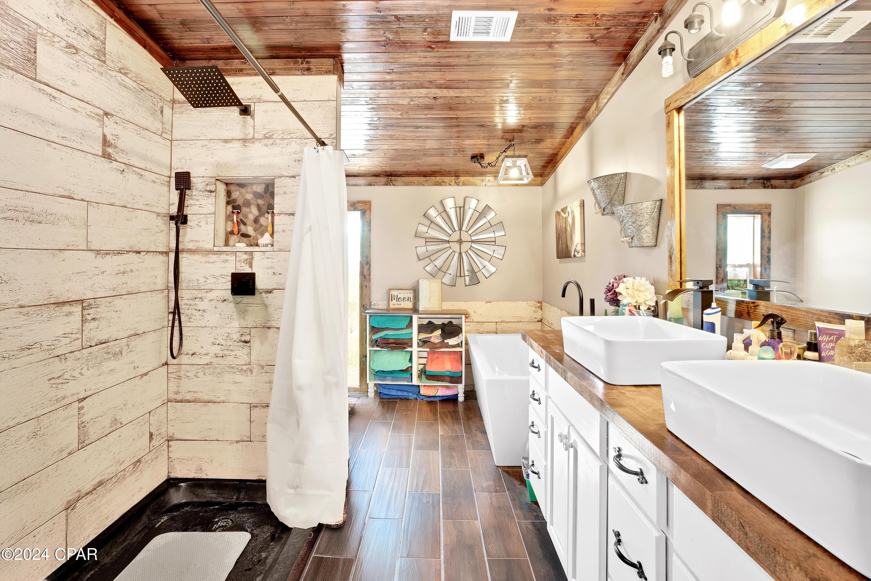 17011 Roll O Home Road Fountain, FL 32438 - Photo 11 of 22