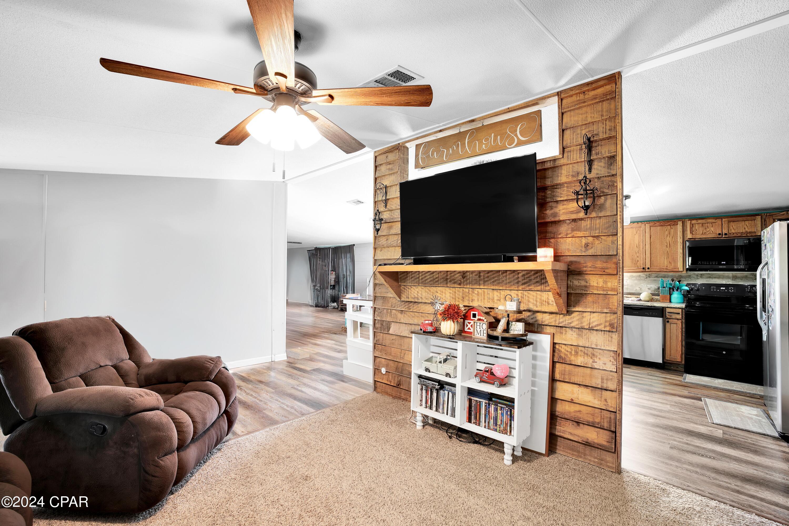 17011 Roll O Home Road Fountain, FL 32438 - Photo 3 of 22