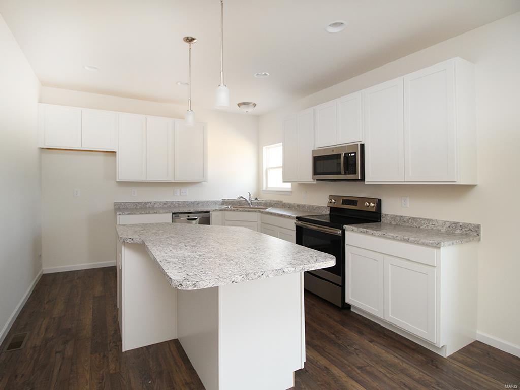 157 Keystone Ridge Drive O'Fallon, MO 63366 - Photo 3 of 9 Gallery Image 3