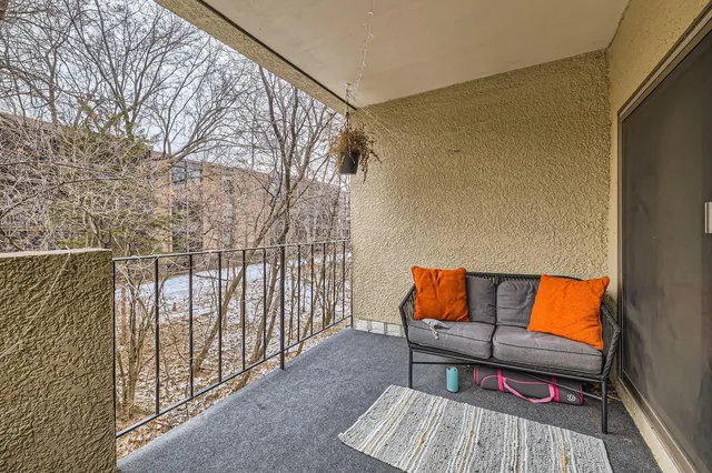 $149,900 | 6710 Vernon Avenue South, Unit 307, Edina, MN 55436