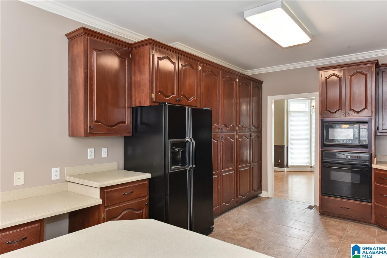 508 Meadow Ridge Circle Birmingham, AL 35242 - Photo 15 of 44 Gallery Image 15