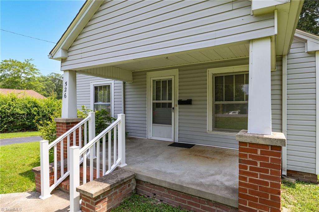 526 Liberty Road Archdale, NC 27263 - Photo 3 of 44