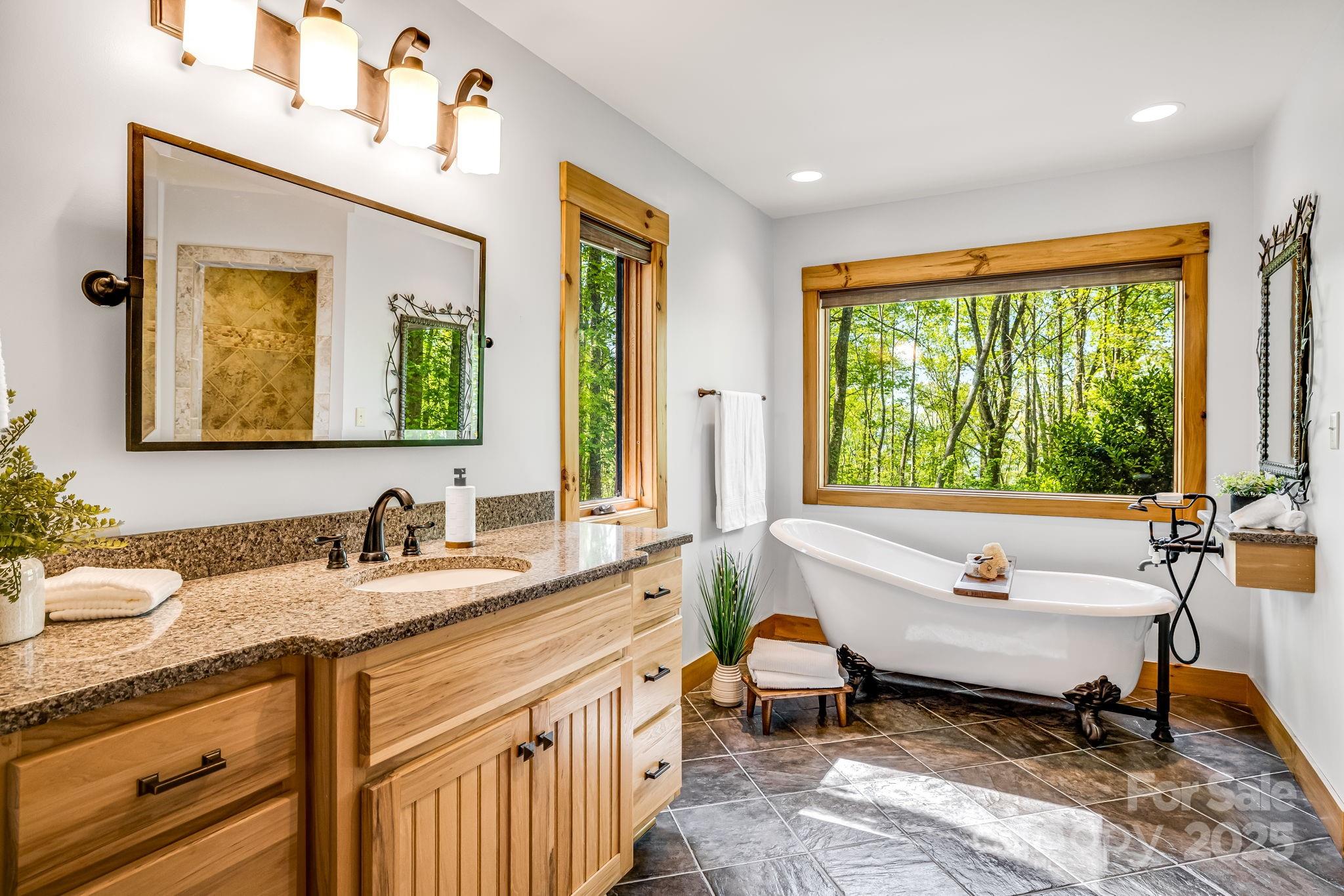 214 Log Gap Road Fairview, NC 28730 - Photo 17 of 46 Gallery Image 17