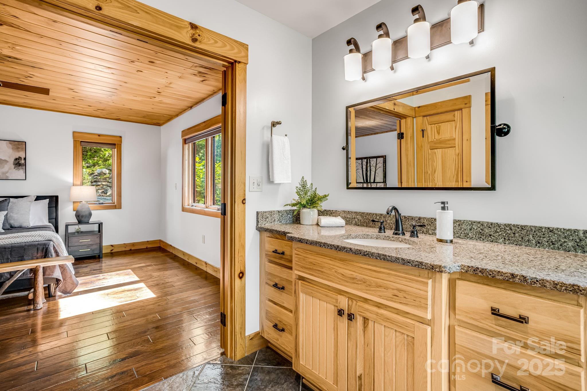 214 Log Gap Road Fairview, NC 28730 - Photo 18 of 46 Gallery Image 18