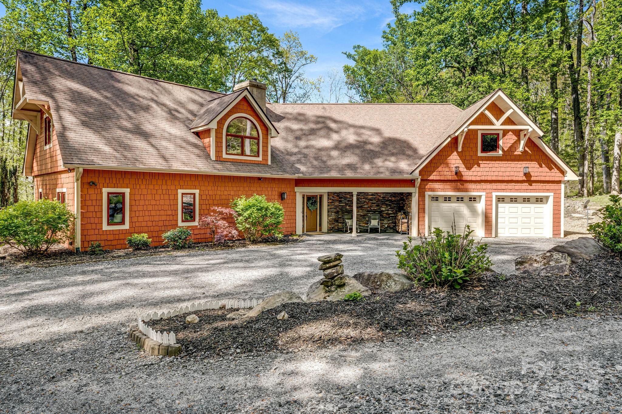 214 Log Gap Road Fairview, NC 28730 - Photo 3 of 46 Gallery Image 3