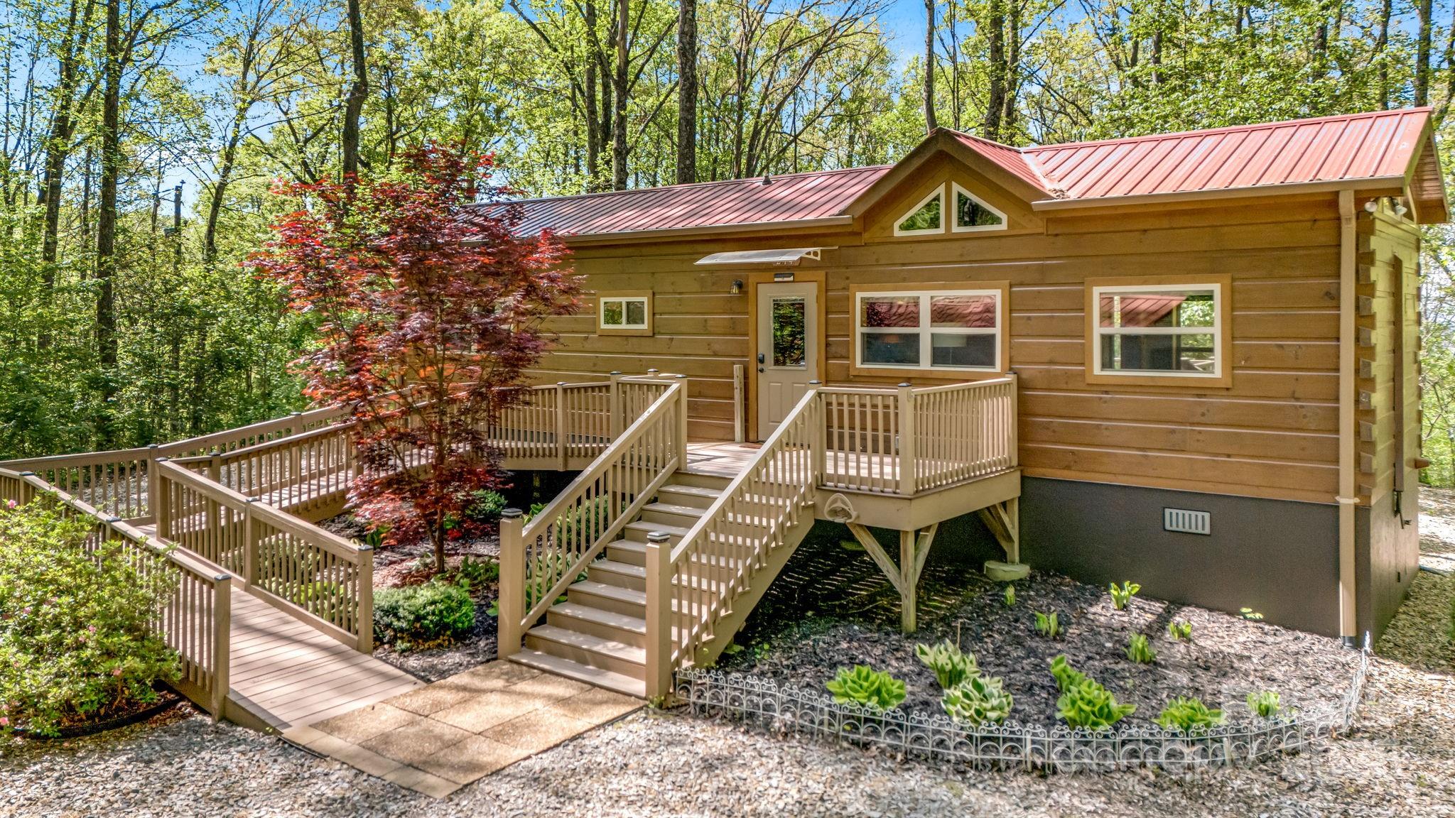 214 Log Gap Road Fairview, NC 28730 - Photo 34 of 46 Gallery Image 34