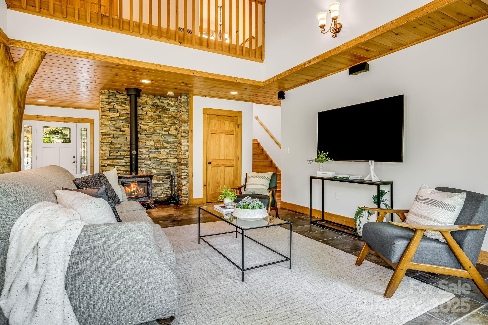 214 Log Gap Road Fairview, NC 28730 - Photo 8 of 46 Gallery Image 8