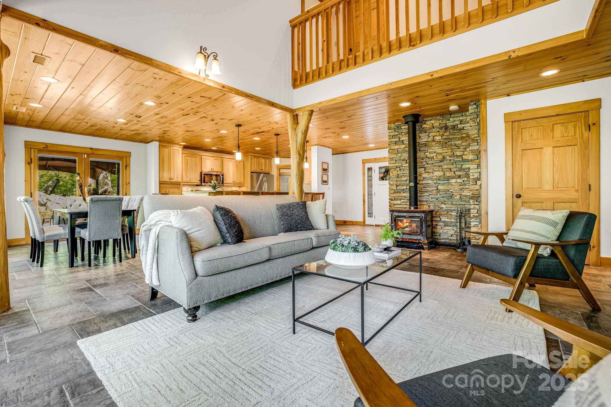 214 Log Gap Road Fairview, NC 28730 - Photo 9 of 46 Gallery Image 9