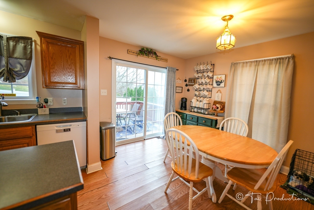 115 Arnold Street Fall River, MA 02724 - Photo 17 of 34