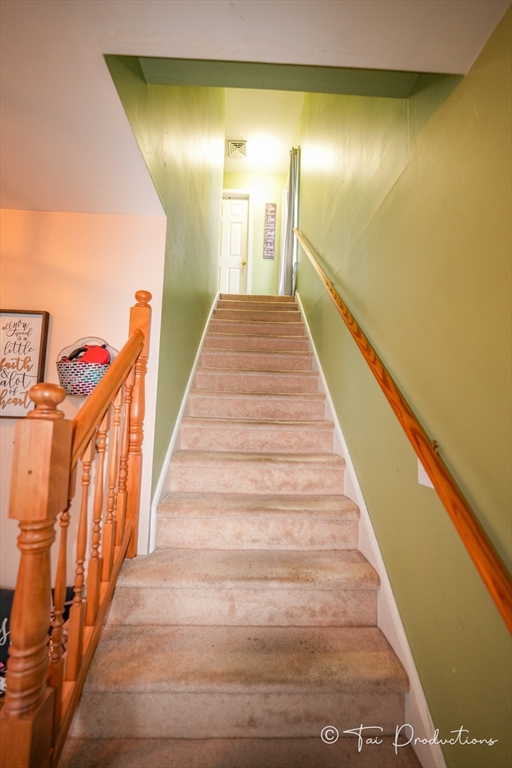 115 Arnold Street Fall River, MA 02724 - Photo 21 of 34