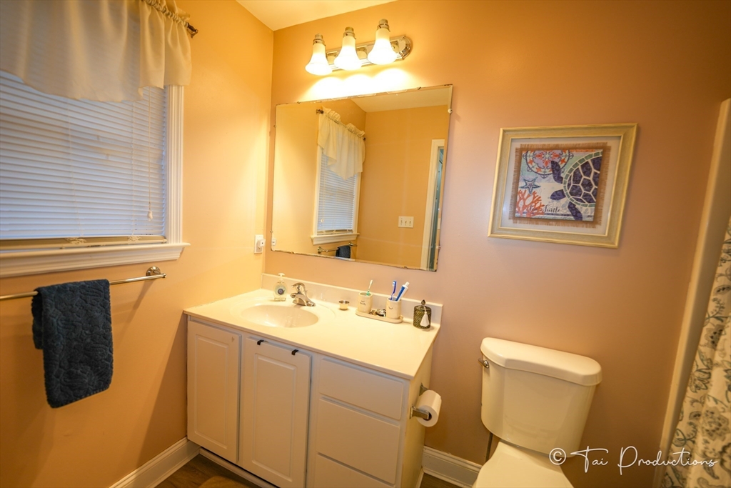 115 Arnold Street Fall River, MA 02724 - Photo 25 of 34