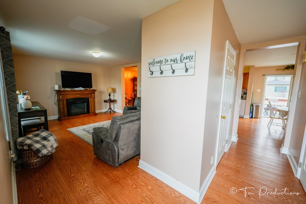 115 Arnold Street Fall River, MA 02724 - Photo 6 of 34