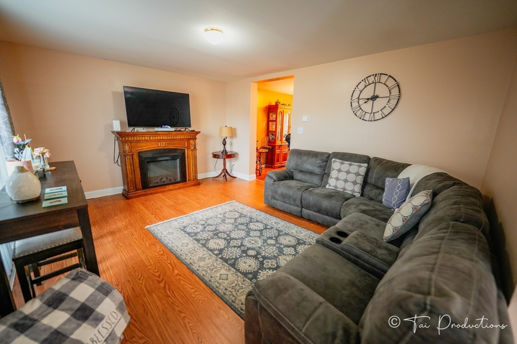 115 Arnold Street Fall River, MA 02724 - Photo 7 of 34