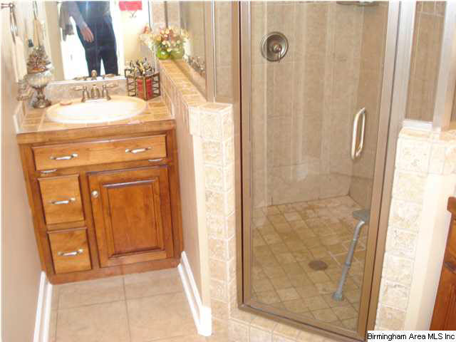 6001 Gwin Circle Bessemer, AL 35023 - Photo 17 of 22