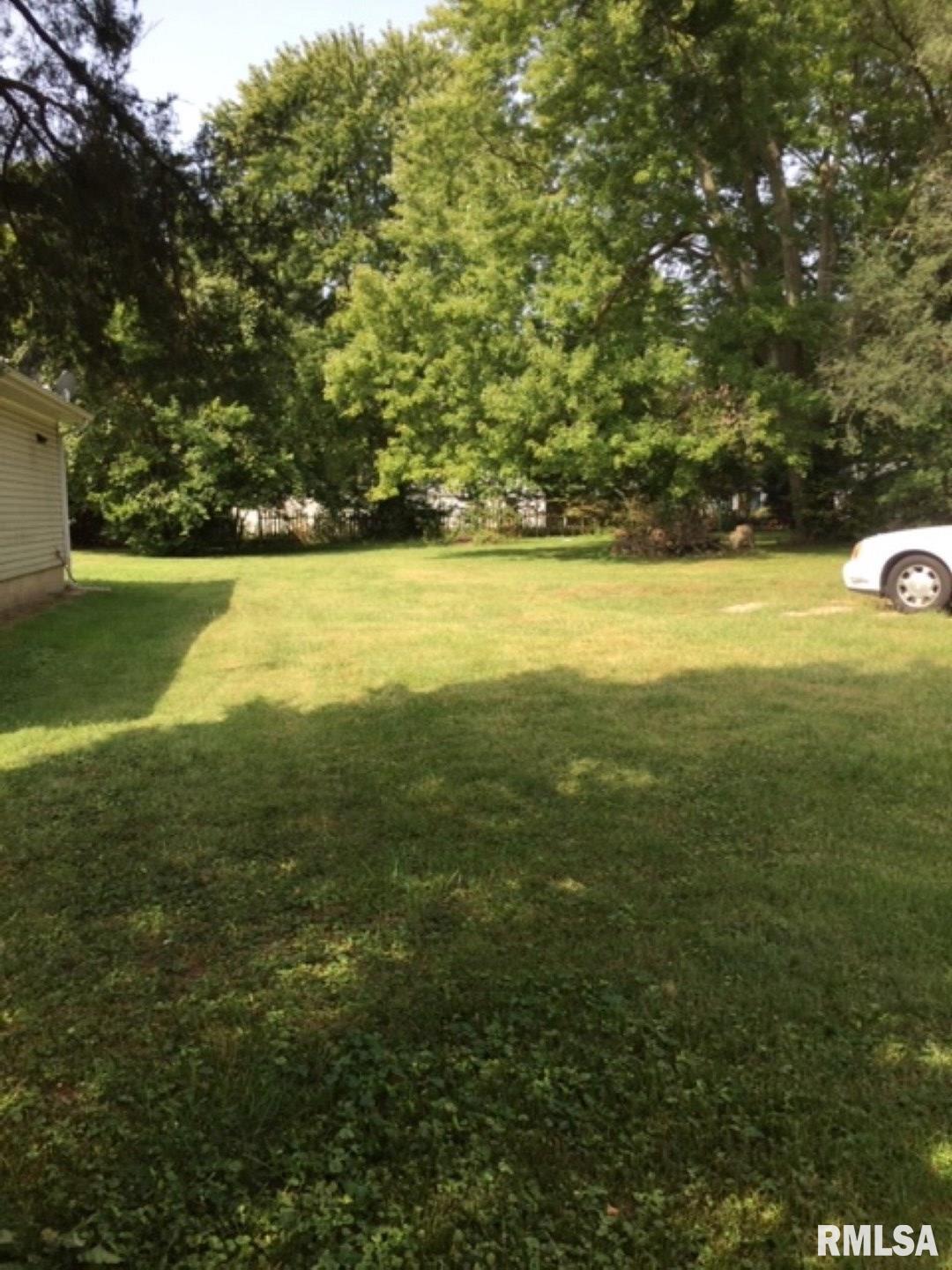 2915 South 14th Street Springfield, IL 62703 - Photo 2 of 2