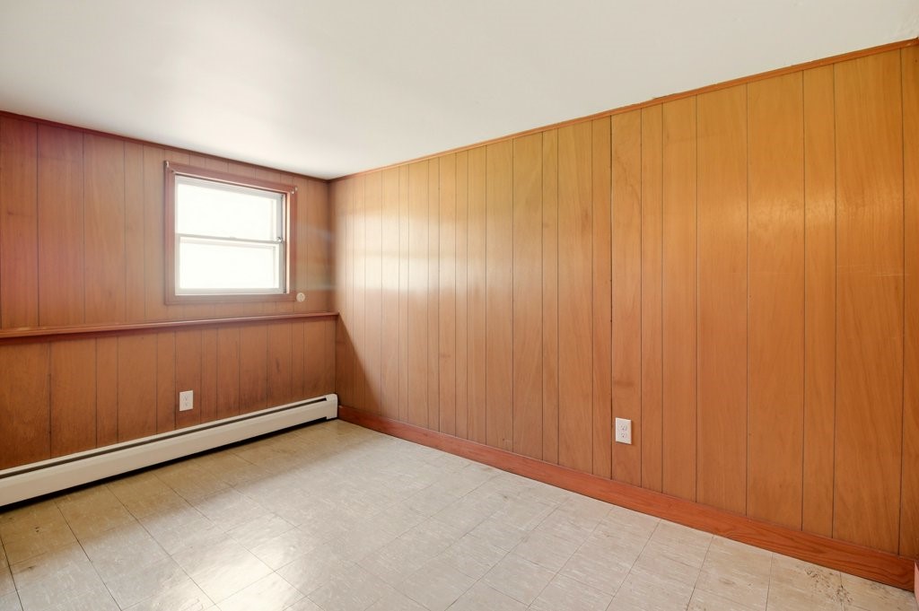 55 Mixter Street Middletown, RI 02842 - Photo 36 of 50