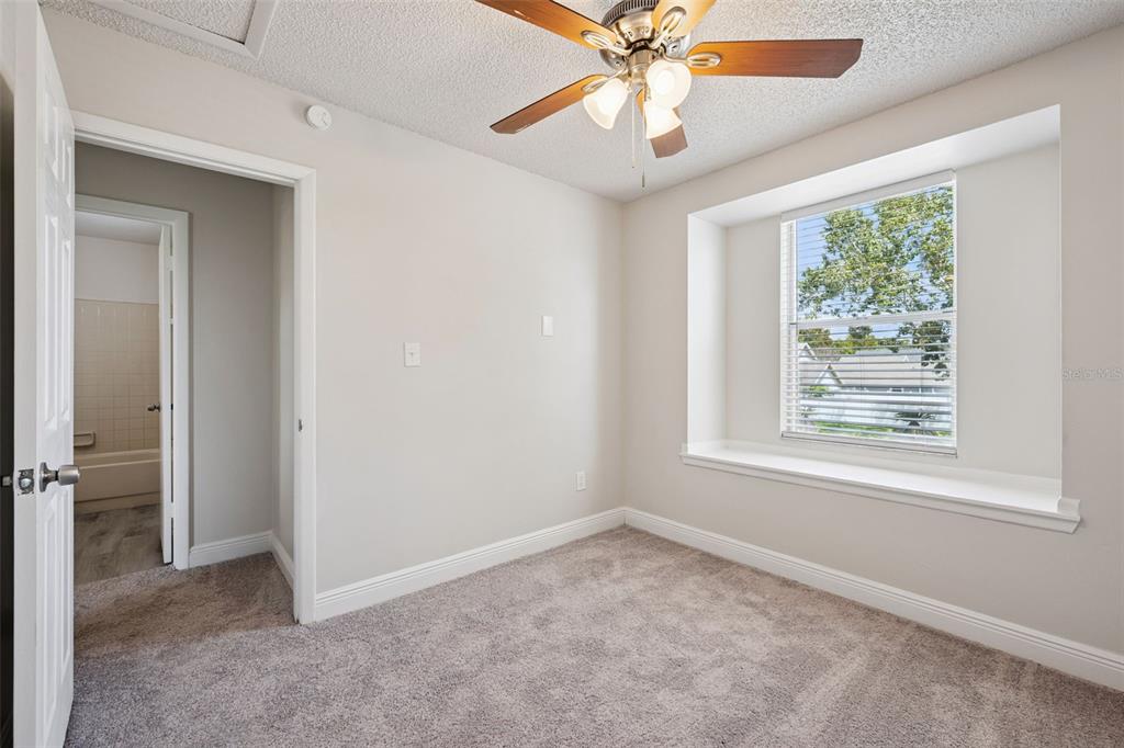 9816 Surrey Ridge Road Orlando, FL 32825 - Photo 17 of 28 Gallery Image 17