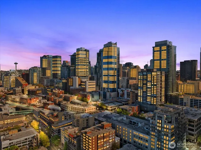 $699,000 | 1415 2nd Avenue, Unit 1801, Seattle, WA 98101