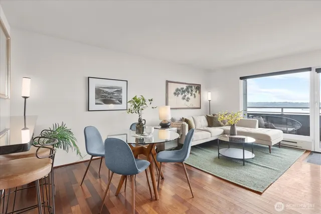 $699,000 | 1415 2nd Avenue, Unit 1801, Seattle, WA 98101