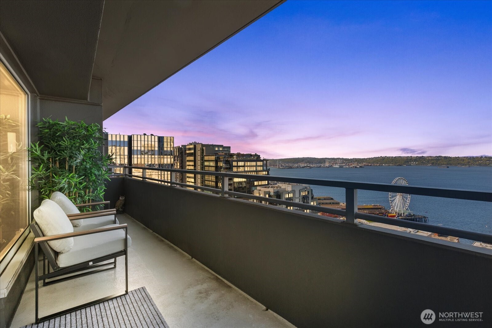 1415 2nd Avenue, Unit 1801 Seattle, WA 98101 - Photo 2 of 39