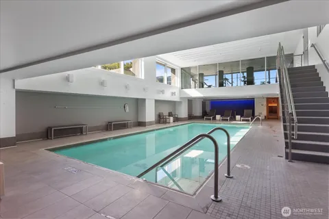 $699,000 | 1415 2nd Avenue, Unit 1801, Seattle, WA 98101