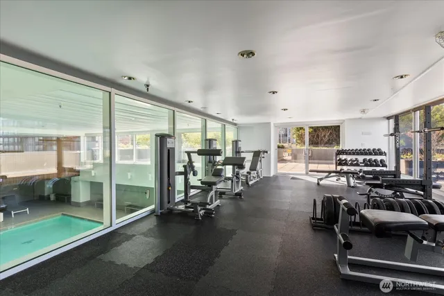 $699,000 | 1415 2nd Avenue, Unit 1801, Seattle, WA 98101